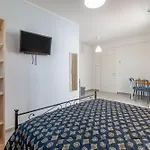 Leverblu House And Vendégház 3*