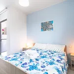 Leverblu House And Vendégház Avola