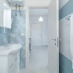 Leverblu House And