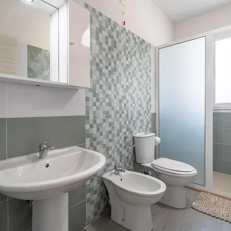 Leverblu House And 3* Avola